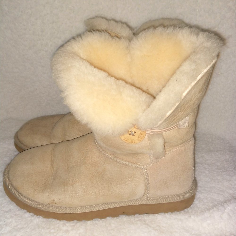 Ugg Boots, Sz 8